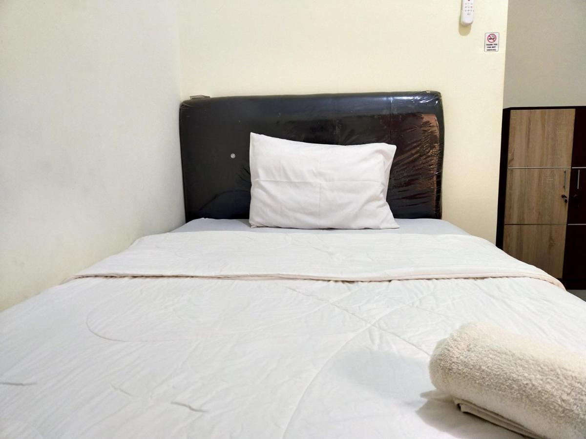 Homestay Danesti Syariah Near Bandara Sultan Hasanuddin Makassar Eksteriør billede