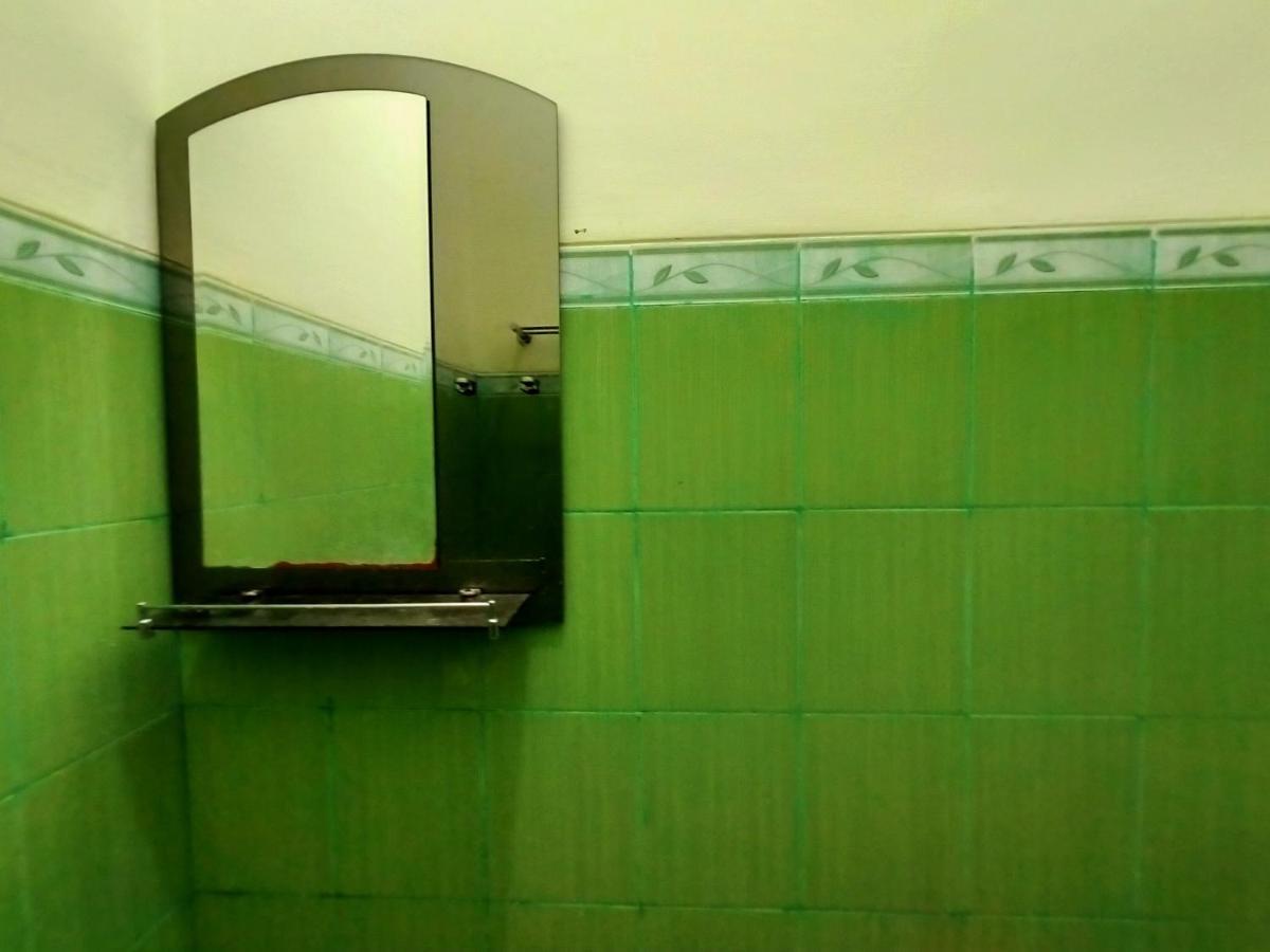 Homestay Danesti Syariah Near Bandara Sultan Hasanuddin Makassar Eksteriør billede