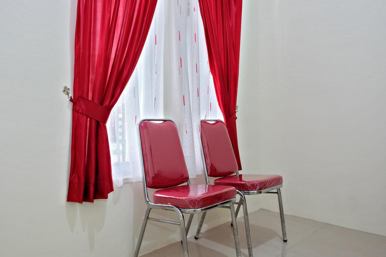 Homestay Danesti Syariah Near Bandara Sultan Hasanuddin Makassar Eksteriør billede
